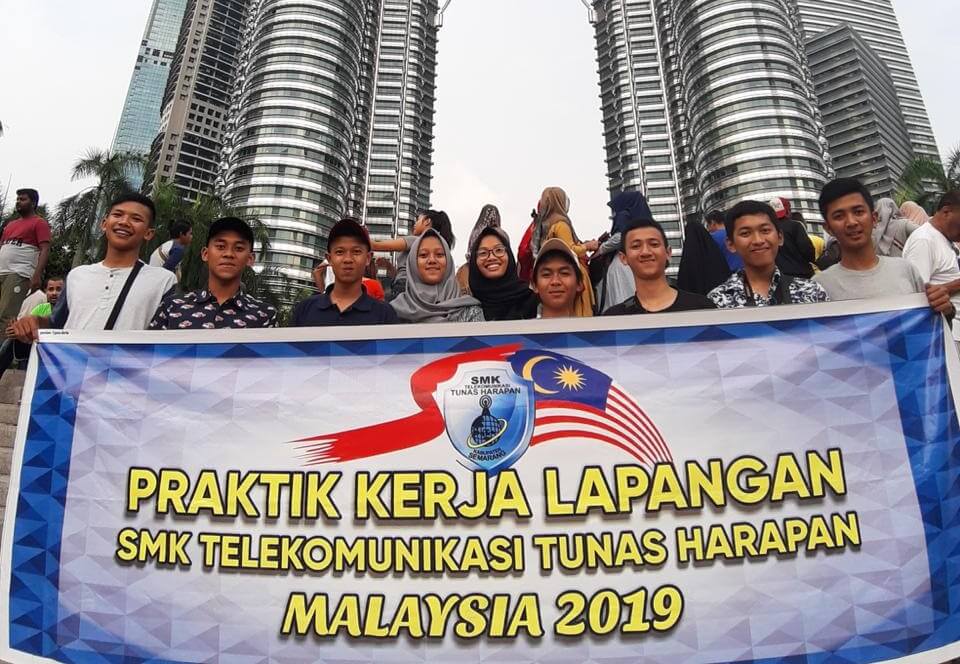 Sebelas Siswa SMK Ini Ikuti PKL di Malaysia