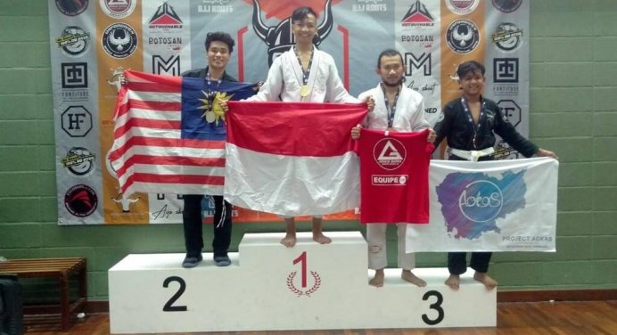 Deva Siswa MAN 2 Ponorogo Juara Kuala Lumpur Internasional Jujitsu