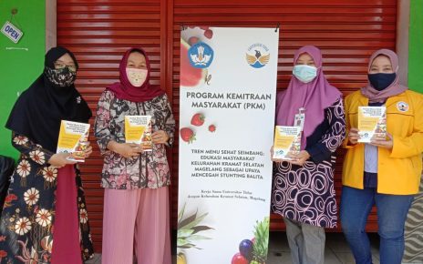 STUNTING. Tim PKM Untidar Gandeng Kelurahan Kramat Selatan Kota Magelang dalam memberantas stunting. (foto: ist)