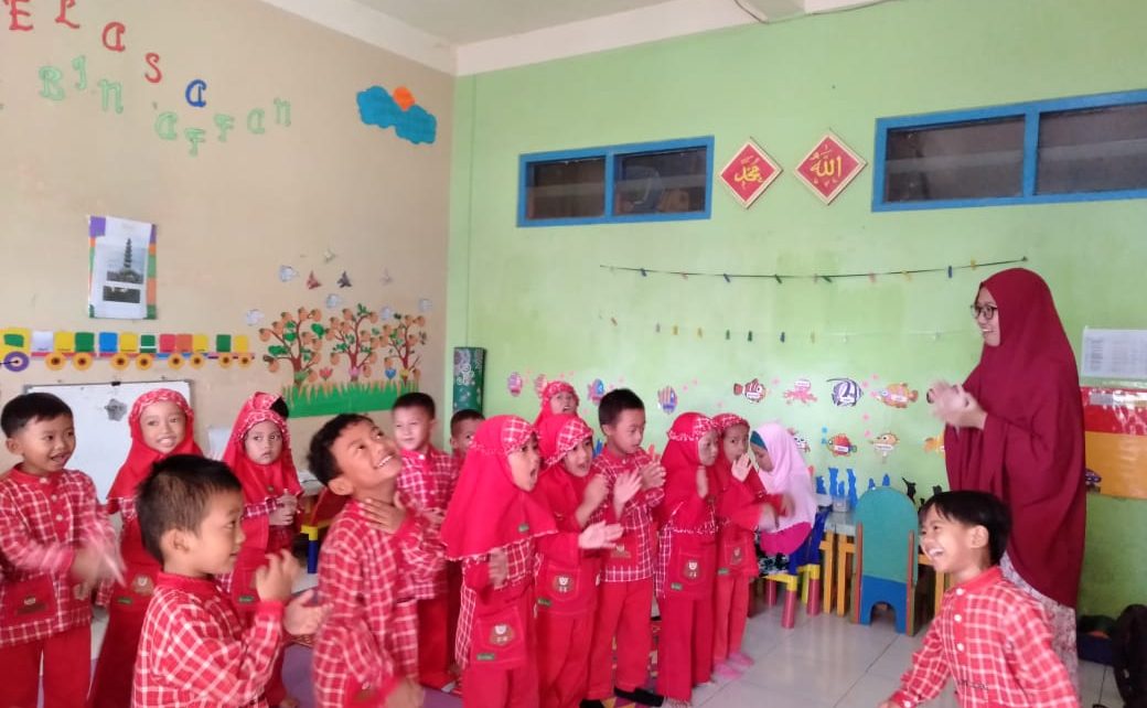 BELAJAR. Pembelajaran di TKIT Al Hikmah Secang, Kabupaten Magelang sebelum masa pandemi corona. (foto: ist)