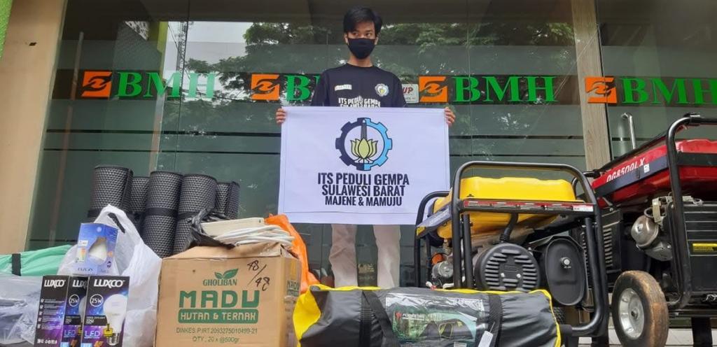 BANTUAN. Sejumlah barang bantuan dari ITS Tanggap Bencana dan BMH untuk korban bencana gempa bumi di Majene dan Mamuju, Sulawesi Barat. (foto: ist)