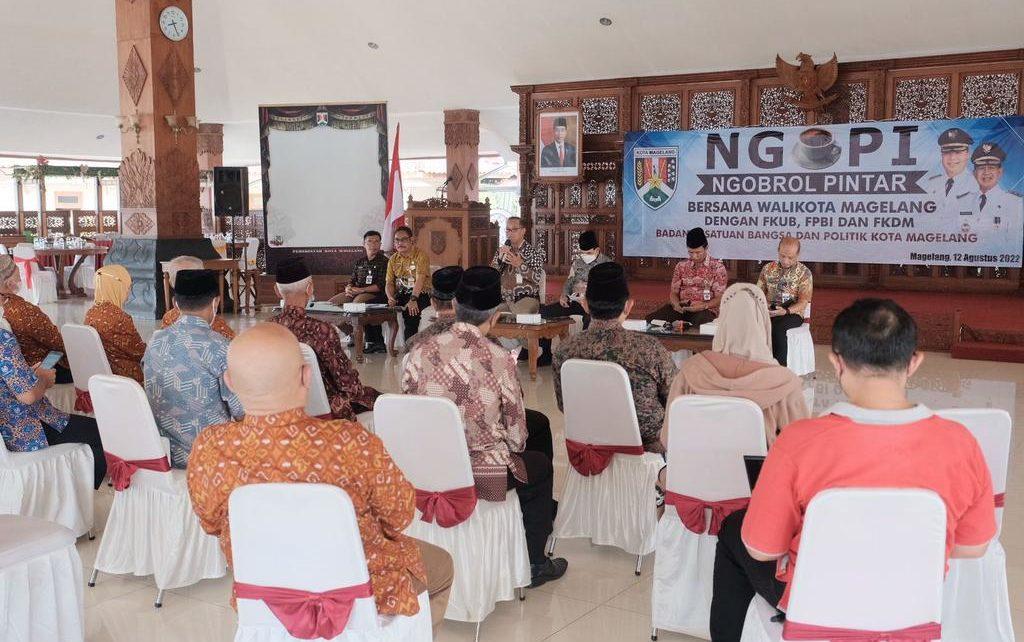 NGOPI. Ngobrol Pintar (Ngopi) bareng Wali Kota, di Pendopo Pengabdian, Jumat (12/8/2022). (foto: humaspemkot)