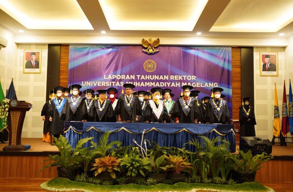 MILAD. Puncak Milad ke-58 Universitas Muhammadiyah Magelang (UNIMMA) Jawa Tengah digelar di Auditorium Kampus 1 UNIMMA, Rabu (31/8/2022). (foto: unimma)