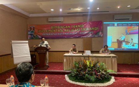 SAMBUTAN. Wali Kota Magelang dr. H. Muchamad Nur Aziz saat memberikan sambutan dalam Bimtek soal SRIKANDI. (foto: aulia/siedoo)