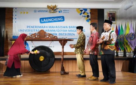 PMB. Universitas Muhammadiyah Magelang (UNIMMA) launching Penerimaan Mahasiswa Baru (PMB) Tahun Akademik 2022/2023 di Auditorium Kampus 1, Senin (14/11/2022). (foto: unimma)
