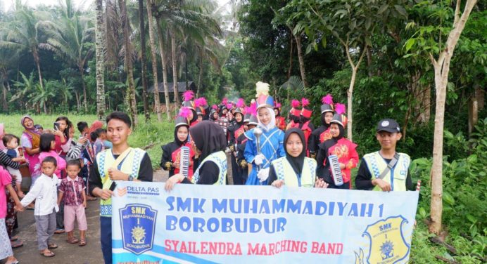 Meriahkan Parade Khotmil Qur’an di Tempuran, Syailendra Marching Band SMK Muhammadiyah 1 Borobudur Sita Perhatian Publik