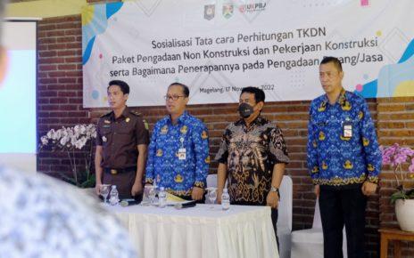 TKDN. Sosialisasi Tata Cara Perhitungan TKDN Paket Pengadaan Non Konstruksi dan Pekerjaan Konstruksi di Kota Magelang, Kamis (17/11/2022). (foto: prokompim)