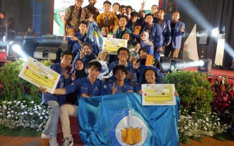JUARA. Tim ITS berhasil raih Juara Umum pada ajang Kewirausahaan Mahasiswa Indonesia (KMI) Expo XIII Tahun 2022 yang digelar di UPN Veteran Jawa Timur. (foto: ist)