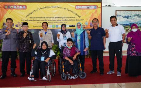HDI. Sekretaris Daerah Kabupaten Magelang Adi Waryanto bersama OPD terkait saat menghadiri Hari Disabilitas Internasional (HDI) Tingkat Kabupaten Magelang. (foto: istimewa)