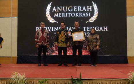 ANUGERAH. Kota Magelang Raih Anugerah Meritokrasi 2022 dari Pemprov Jateng. (foto: istimewa)