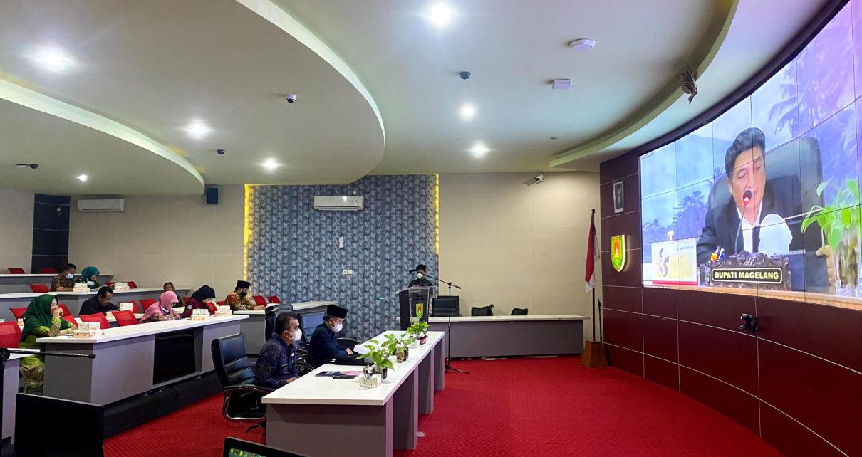 ARAHAN. Bupati Magelang saat memberikan arahan pada Kegiatan Forum Konsultasi Publik Rancangan Awal RKPD 2024. (foto: humaspemkab)