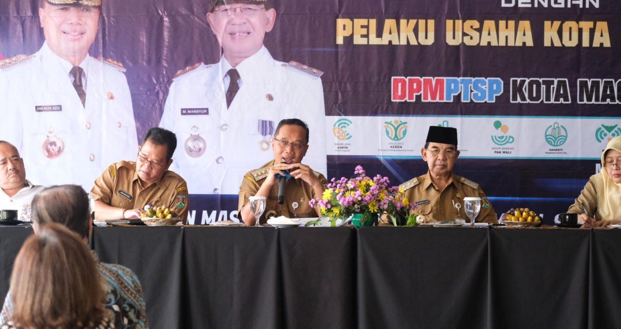 INVESTASI. Wali Kota Magelang dr Muchamad Nur Aziz saat memberikan penjelasan terkait investasi di Kota Magelang. (foto: prokompim)