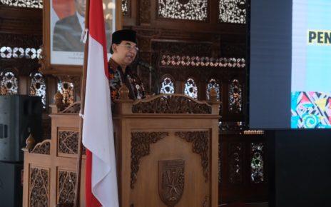 SAMBUTAN. Wakil Wali Kota Magelang saat menyampaikan sambutan di Pendopo Pengabdian Kota Magelang, Jumat (27/1/2023). (foto: prokompim)