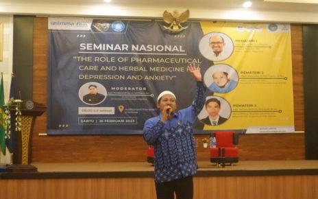 SEMINAR. Himpunan Mahasiswa Farmasi (Himafa) Fakultas Ilmu Kesehatan (Fikes) Universitas Muhammadiyah Magelang (UNIMMA) gelar Seminar Nasional di Auditorium Kampus 1 UNIMMA, Sabtu (25/2/2023). (foto: unimma)