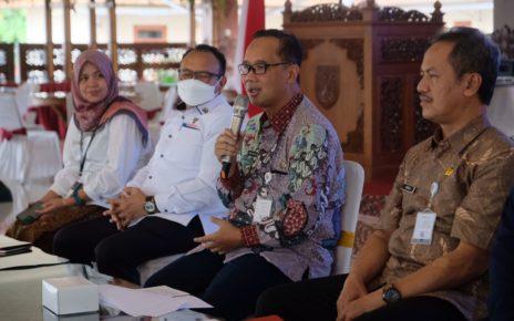 SAMBUTAN. Wali Kota Magelang dr. Muchamad Nur Aziz saat memberi sambutan. (foto: humaspemkotmgl)