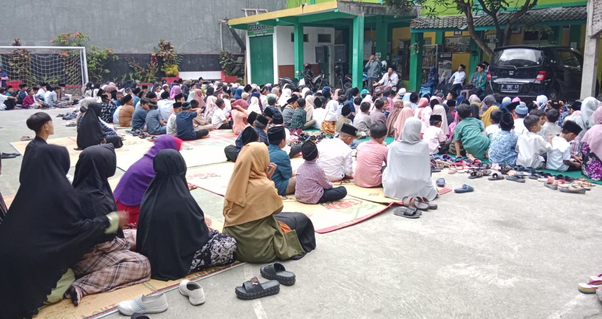 PESANTREN. SD Islam AL Iman Kota Magelang adakan Pesantren Ramadan selama tiga hari, Kamis hingga Sabtu (13-15/4/2023) di lingkungan sekolah setempat. (foto: haura/siedoo)