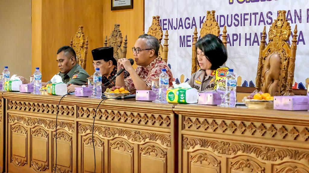 DIPASTIKAN. Wali Kota Magelang dr. Muchamad Nur Aziz memastikan Kota Magelang kondusif menjelang perayaan Natal 2023 dan Tahun Baru 2024 (Nataru).