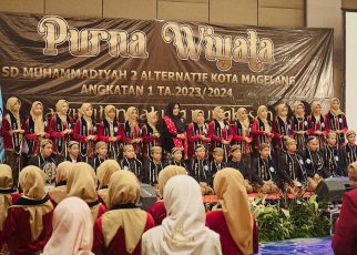 PURNA WIYATA. Pada Sabtu 15 Juni 2024 di Borobudur Ballroom Puri Asri Magelang, SD Mutual 2 sukses gelar acara Purna Wiyata siswa kelas 6 angkatan I. (foto: ist)