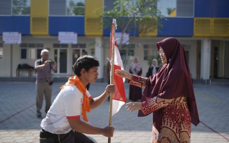 UNIMMA. Seremoni pembukaan ekspedisi dan pelepasan atlit dilaksanakan di Halaman Kampus 1 UNIMMA, beberapa waktu lalu. (foto: unimma)