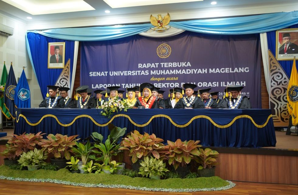 MILAD. Puncak milad yang berlangsung meriah di Auditorium Kampus 1 UNIMMA ini diisi dengan Laporan Tahunan Rektor (LTR) dan Orasi Ilmiah. (foto: unimma)